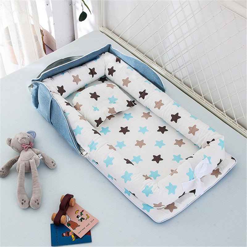 Anti-Startle Newborn Bassinet Bed