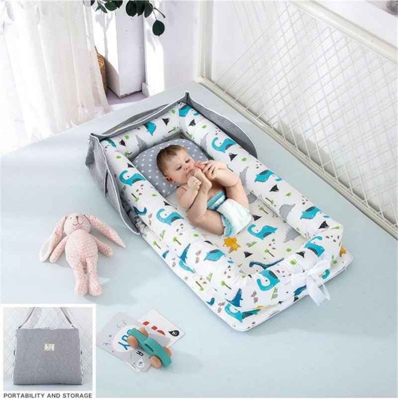 Anti-Startle Newborn Bassinet Bed