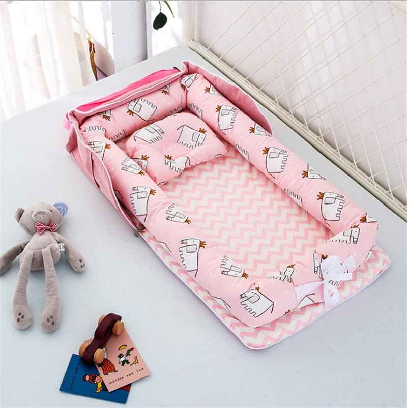 Anti-Startle Newborn Bassinet Bed