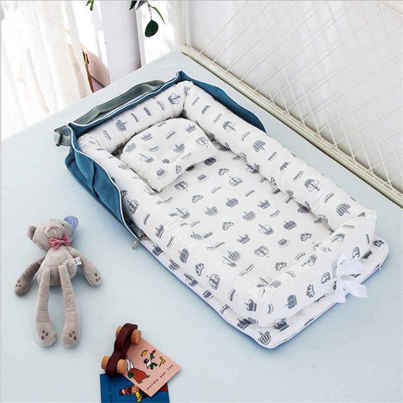 Anti-Startle Newborn Bassinet Bed